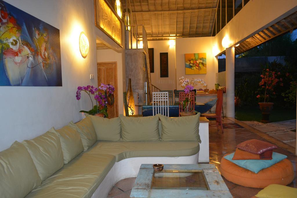 סמיניאק Villa Raquel מראה חיצוני תמונה